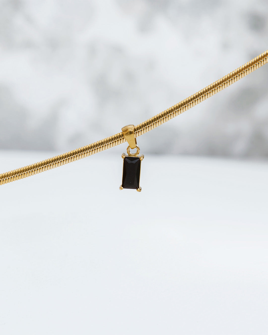 Collar Dije Baguette Negro - Acero Inoxidable