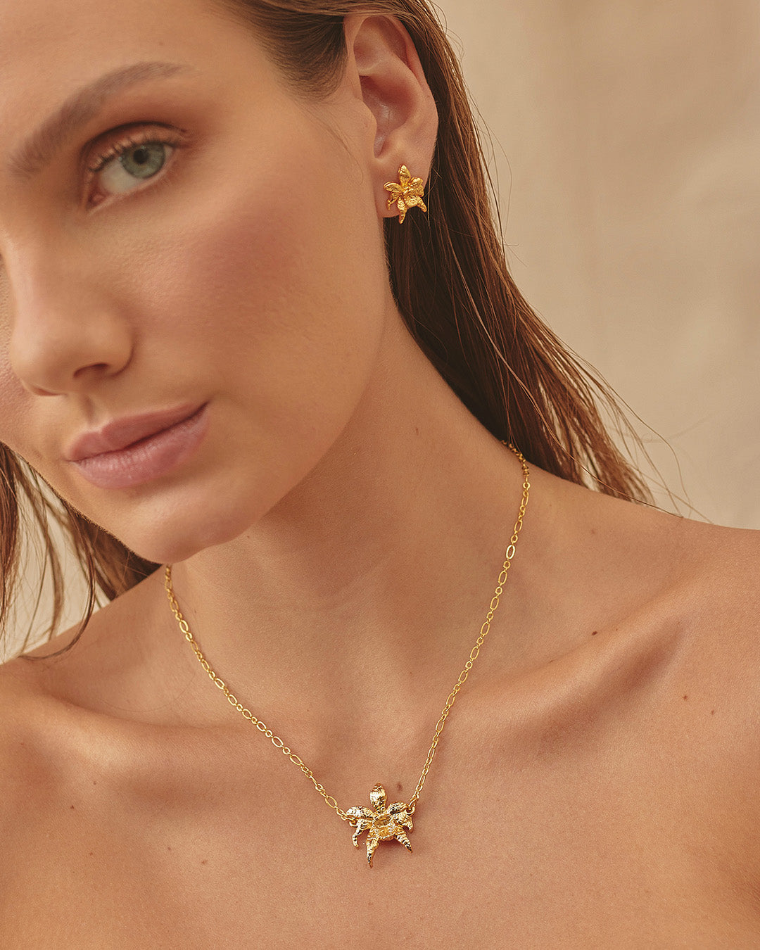 Set de Collar y Aretes Alana