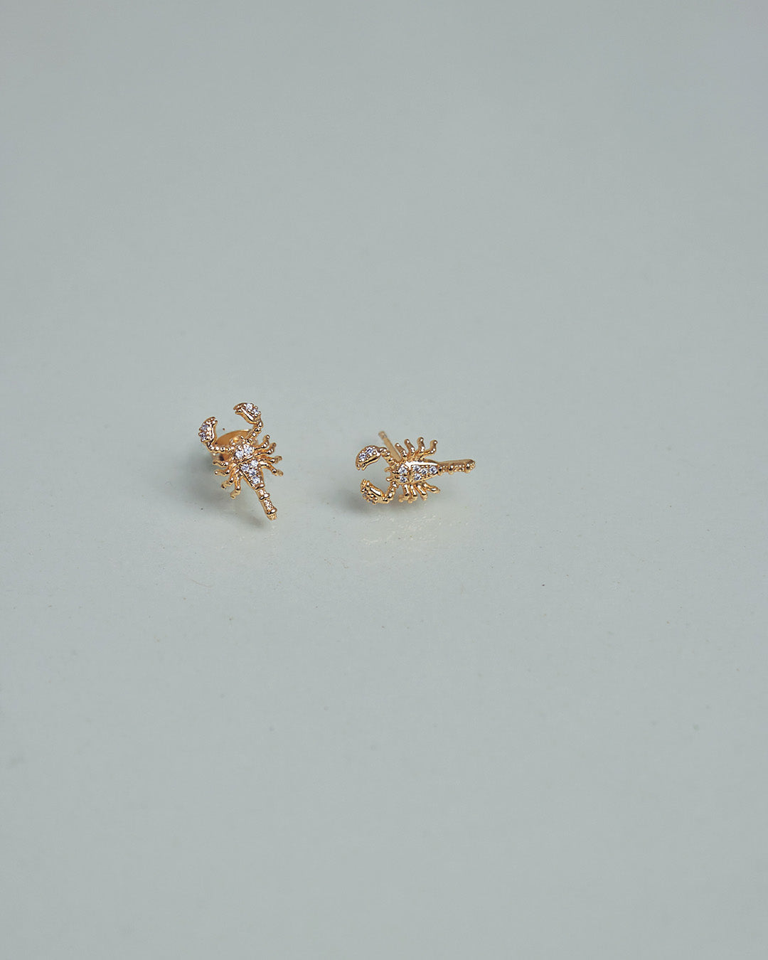 Aretes Escorpión Oro